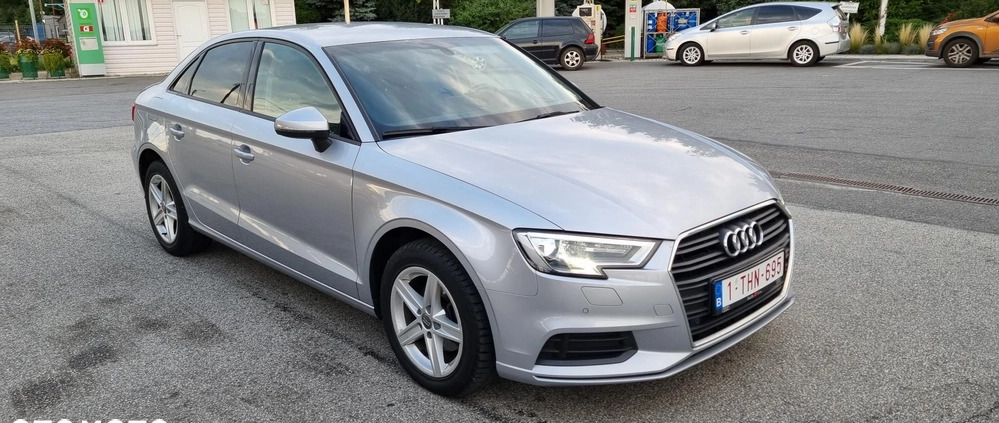 Audi A3 cena 71900 przebieg: 143600, rok produkcji 2018 z Wojkowice małe 211